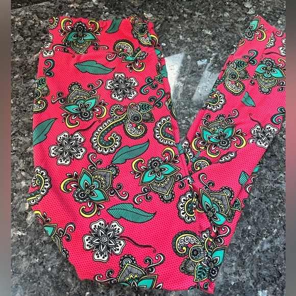 LuLaRoe Tall & Curvy Plus Size 1X Vibrant Pink Polka Dot Paisley Floral Leggings - Picture 2 of 10